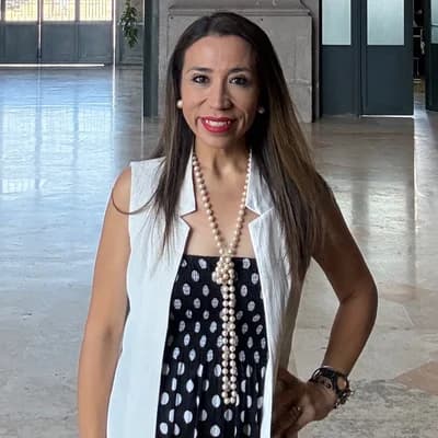 Daniela E. Aguirre Hernández