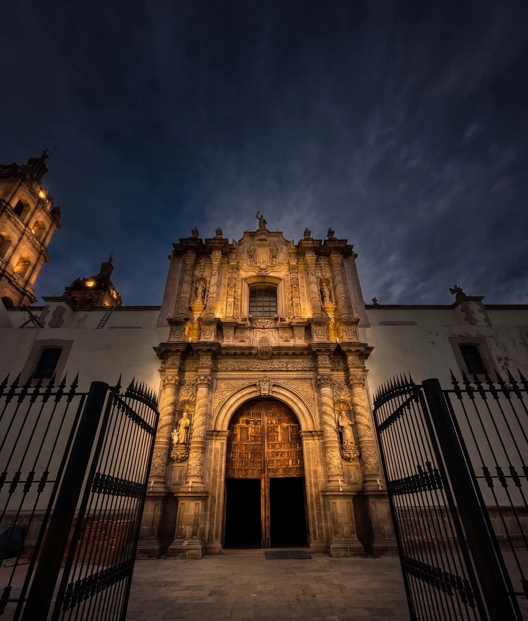 Portada Oriente — Catedral de Durango