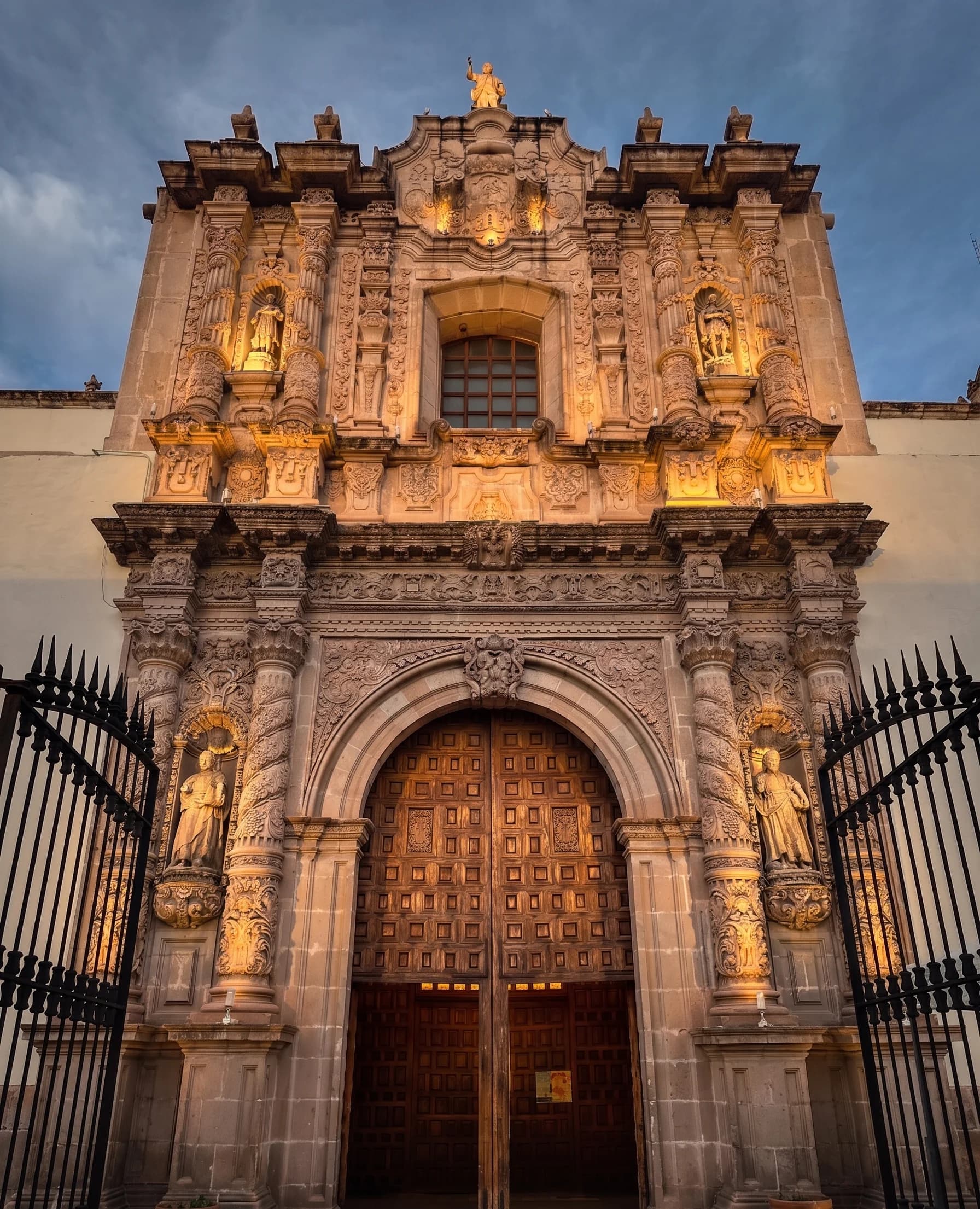 Portada Poniente — Catedral de Durango